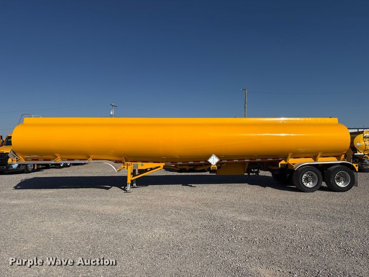 image for item FO4507 2009 Beall BAST-97-3-DC fuel trailer