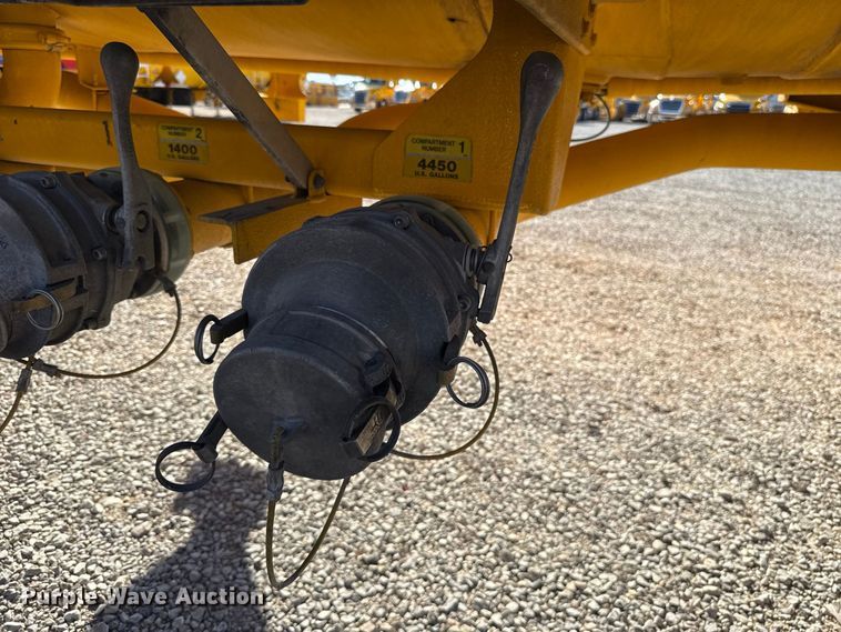 image for item FO4507 2009 Beall BAST-97-3-DC fuel trailer