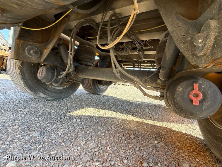image for item FO4507 2009 Beall BAST-97-3-DC fuel trailer