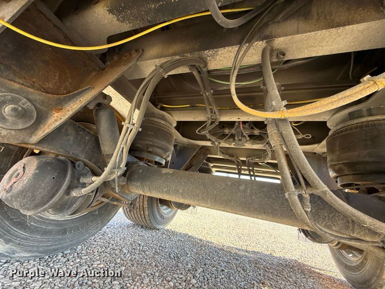 image for item FO4507 2009 Beall BAST-97-3-DC fuel trailer