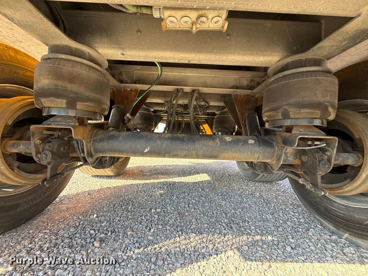 image for item FO4507 2009 Beall BAST-97-3-DC fuel trailer