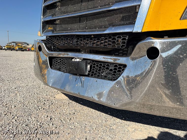 image for item FO4508 2022 Freightliner Cascadia 126 semi truck