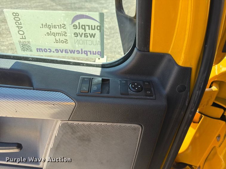 image for item FO4508 2022 Freightliner Cascadia 126 semi truck