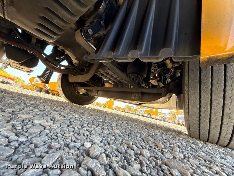 image for item FO4508 2022 Freightliner Cascadia 126 semi truck