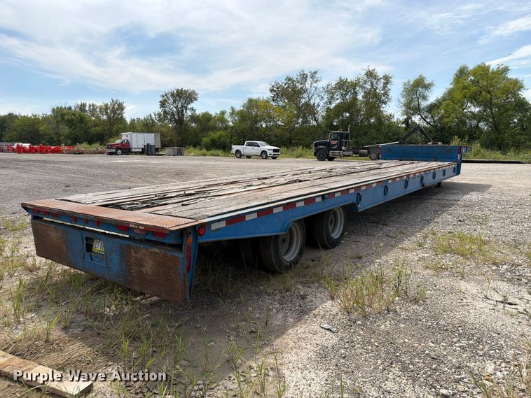 image for item FP3029 1997 Trail King drop deck trailer