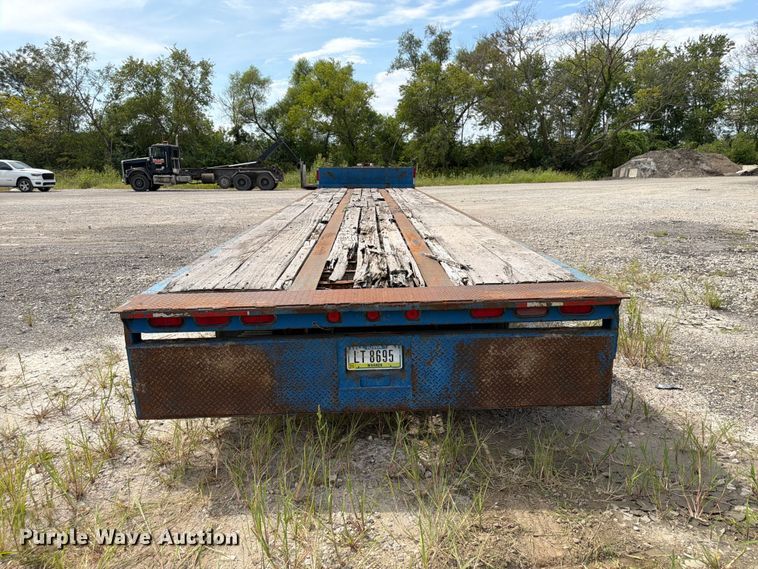 image for item FP3029 1997 Trail King drop deck trailer