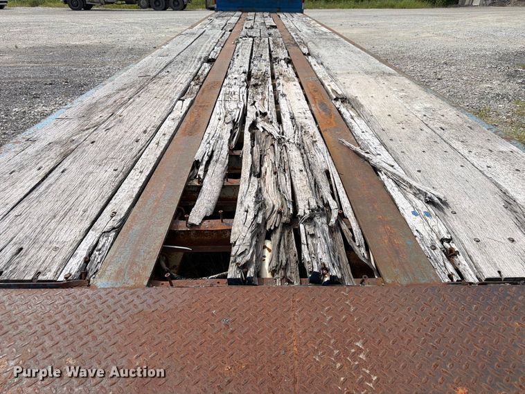 image for item FP3029 1997 Trail King drop deck trailer