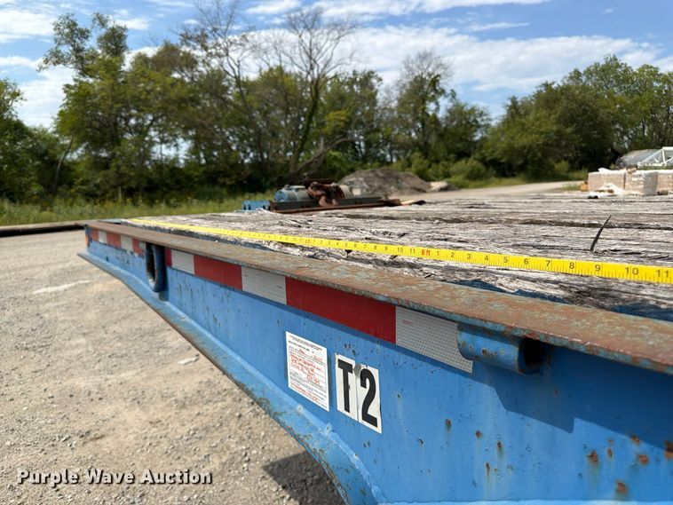 image for item FP3029 1997 Trail King drop deck trailer