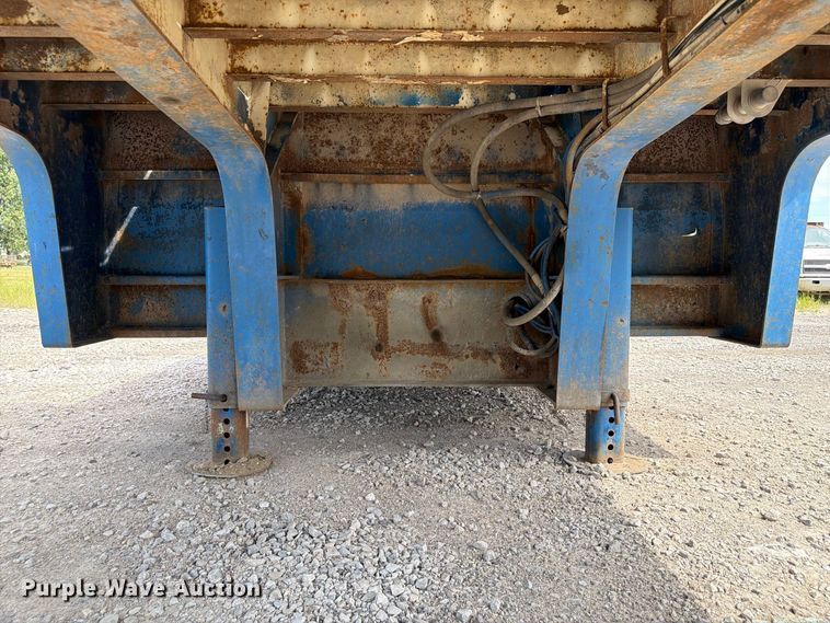 image for item FP3029 1997 Trail King drop deck trailer