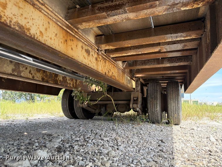 image for item FP3029 1997 Trail King drop deck trailer