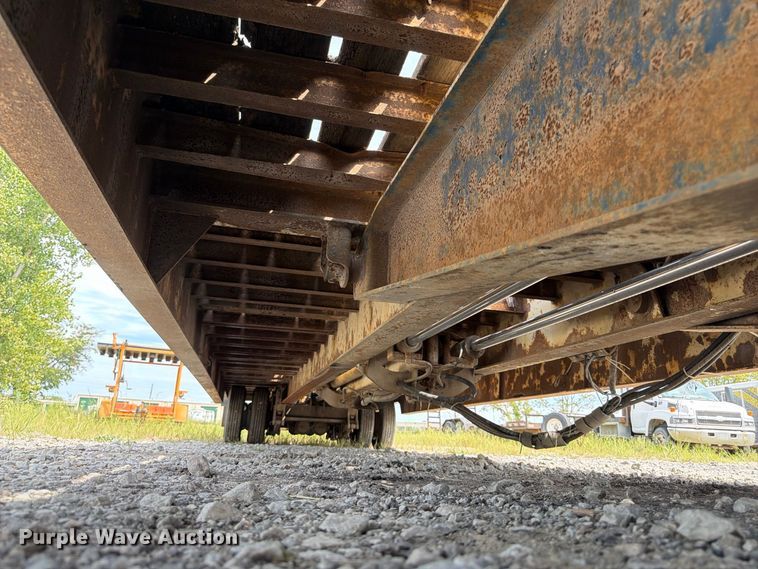 image for item FP3029 1997 Trail King drop deck trailer