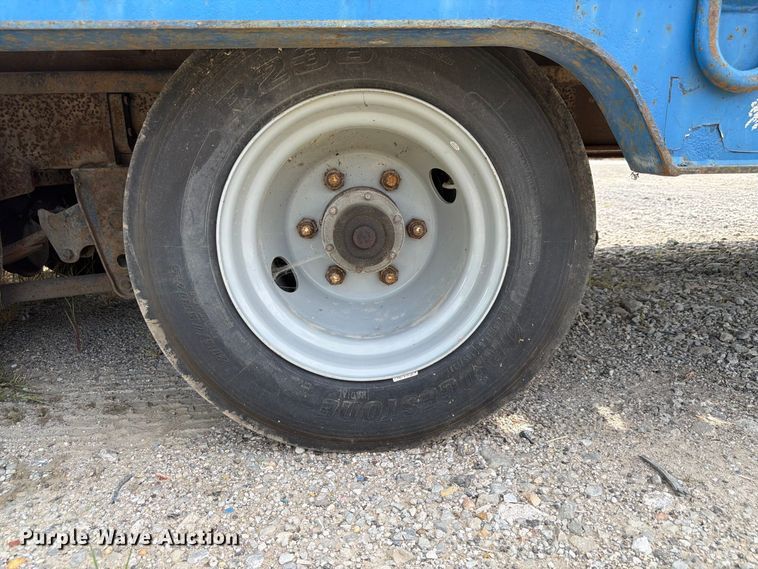 image for item FP3029 1997 Trail King drop deck trailer