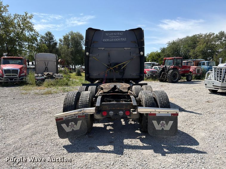 image for item FP3034 2020 Western Star 5700 semi truck
