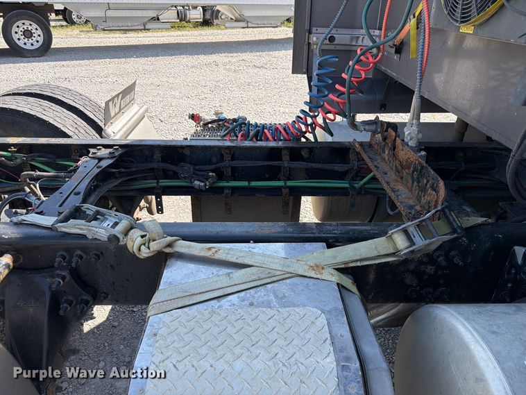 image for item FP3034 2020 Western Star 5700 semi truck