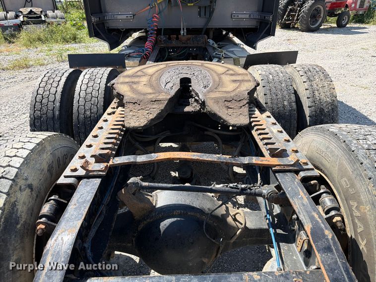 image for item FP3034 2020 Western Star 5700 semi truck