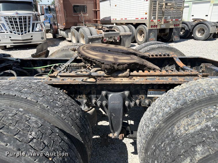 image for item FP3034 2020 Western Star 5700 semi truck
