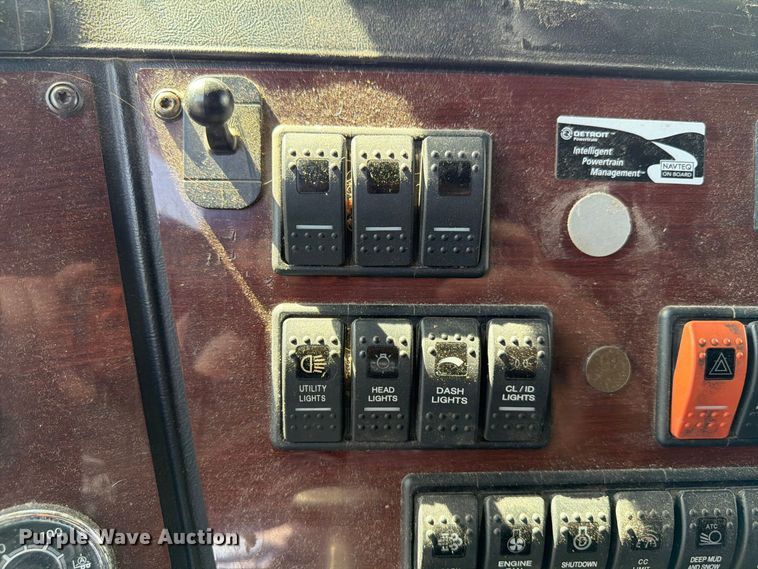 image for item FP3034 2020 Western Star 5700 semi truck