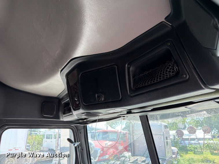 image for item FP3034 2020 Western Star 5700 semi truck