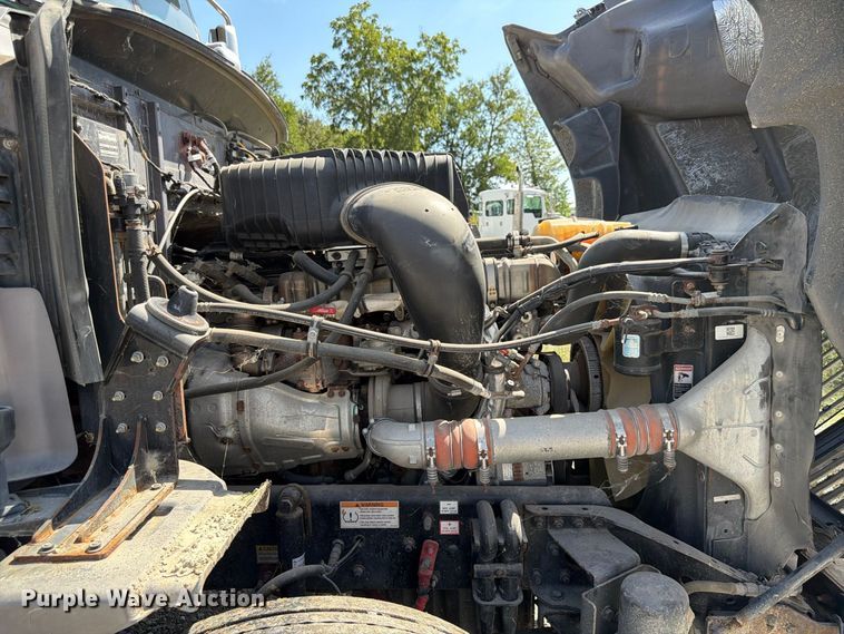 image for item FP3034 2020 Western Star 5700 semi truck