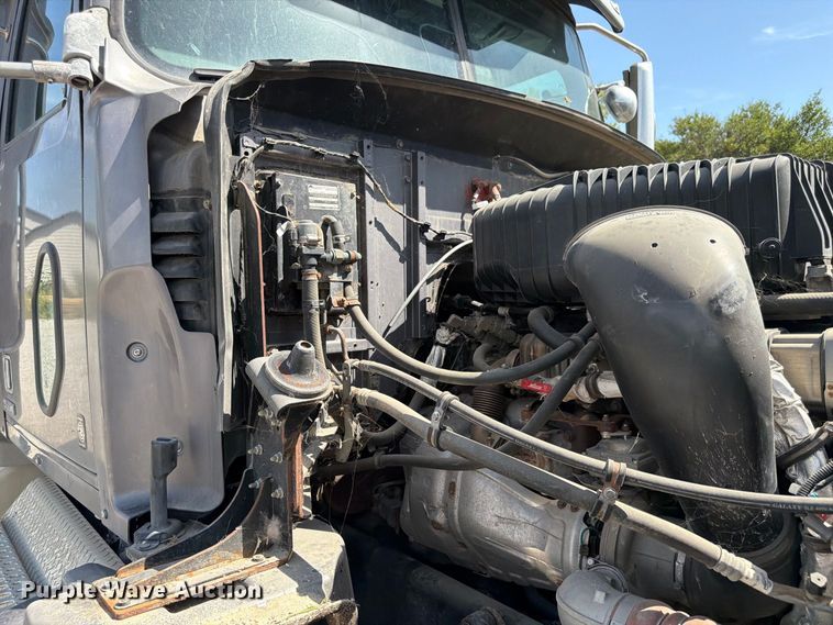 image for item FP3034 2020 Western Star 5700 semi truck