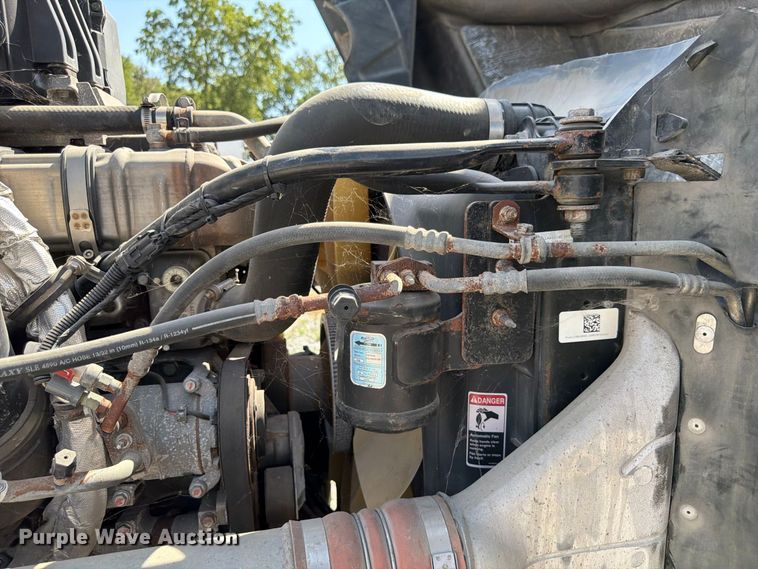 image for item FP3034 2020 Western Star 5700 semi truck