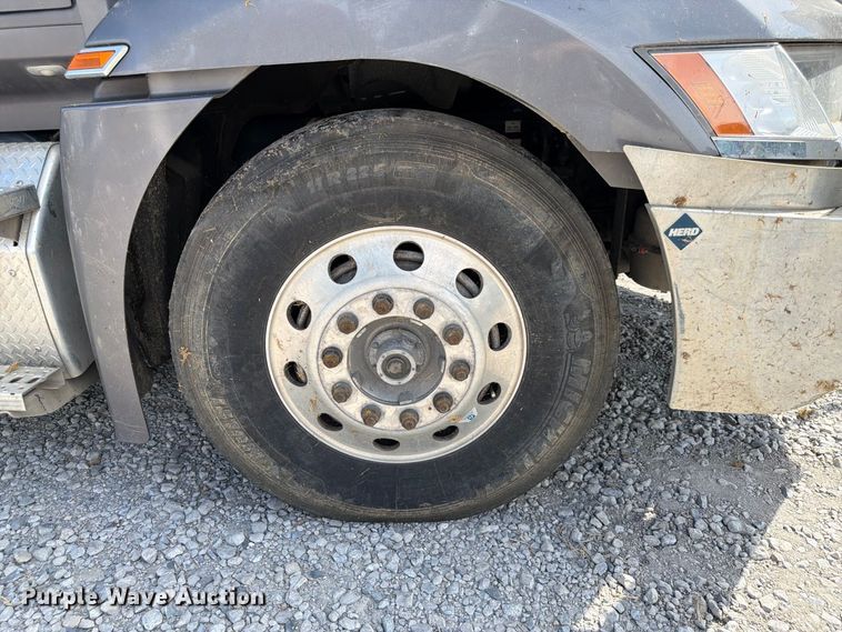 image for item FP3034 2020 Western Star 5700 semi truck