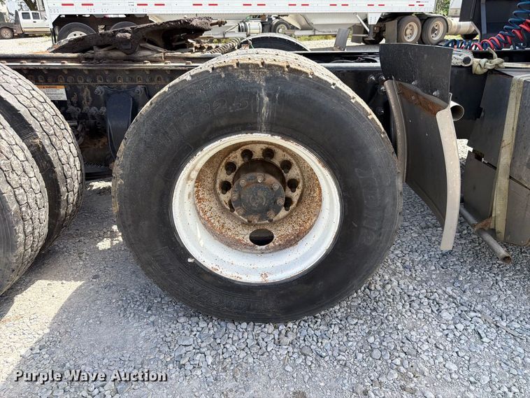 image for item FP3034 2020 Western Star 5700 semi truck