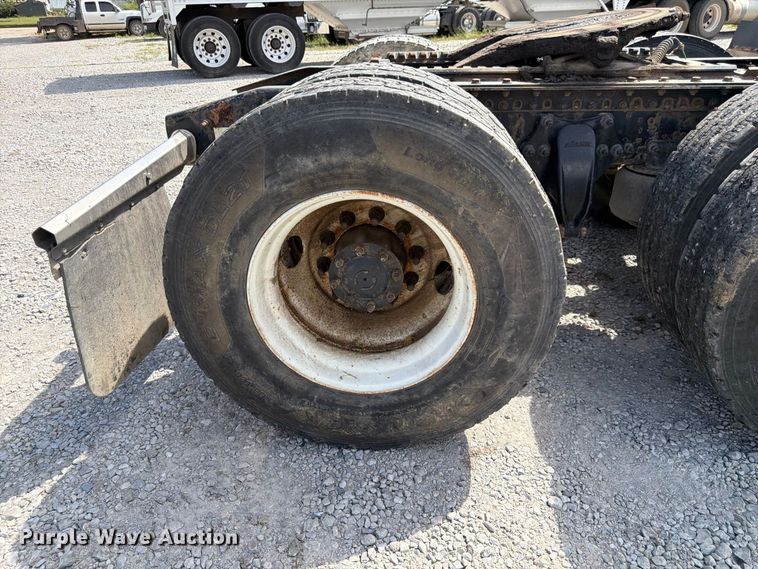 image for item FP3034 2020 Western Star 5700 semi truck