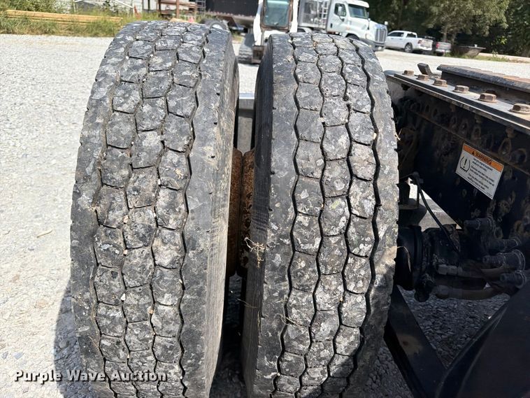 image for item FP3034 2020 Western Star 5700 semi truck