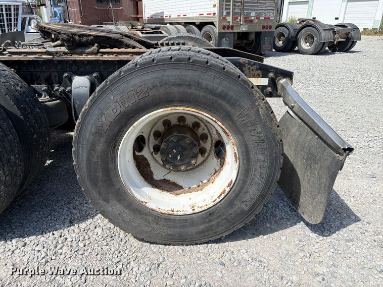 image for item FP3034 2020 Western Star 5700 semi truck