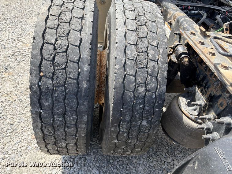 image for item FP3034 2020 Western Star 5700 semi truck