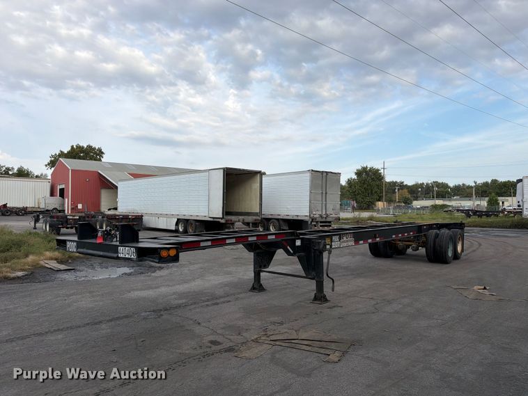 image for item FP4065 1987 Hyundai container trailer