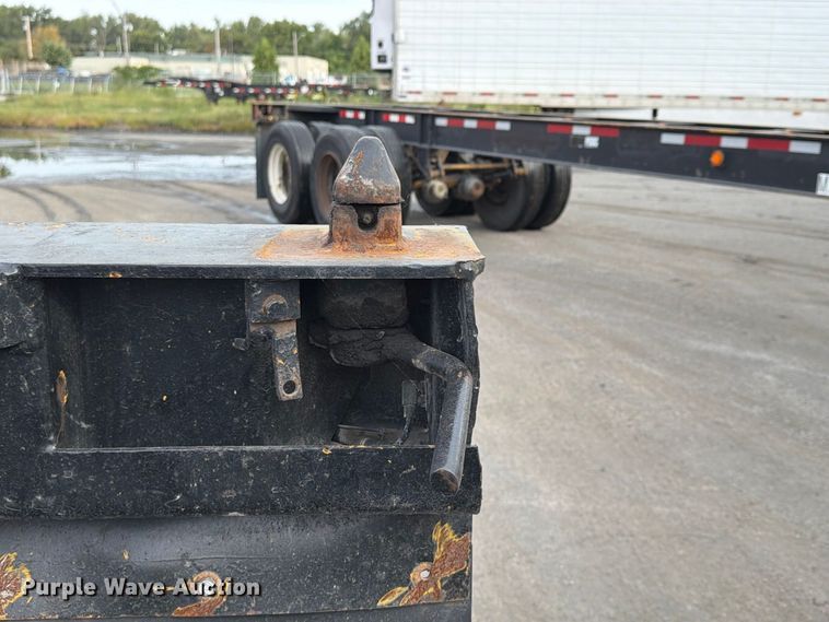 image for item FP4065 1987 Hyundai container trailer