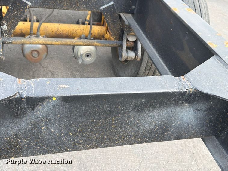 image for item FP4065 1987 Hyundai container trailer