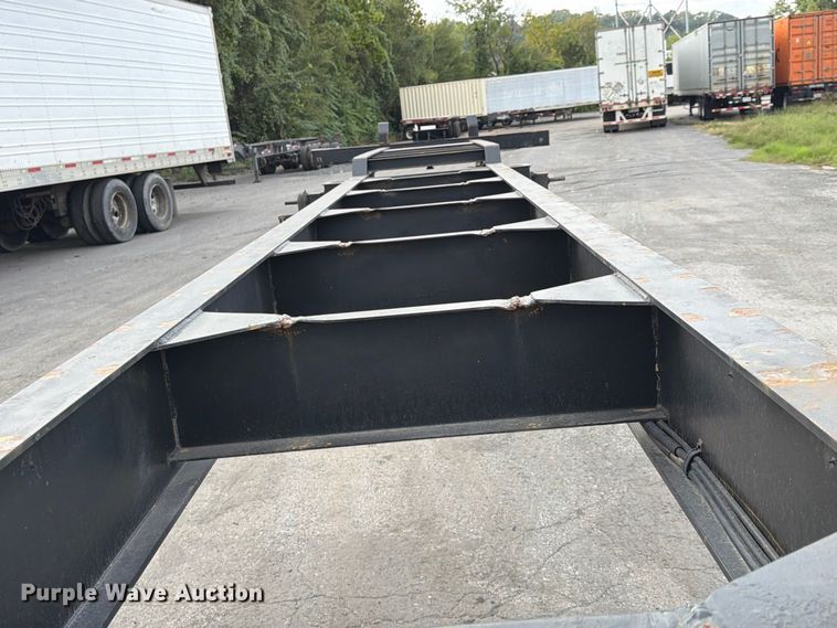 image for item FP4065 1987 Hyundai container trailer