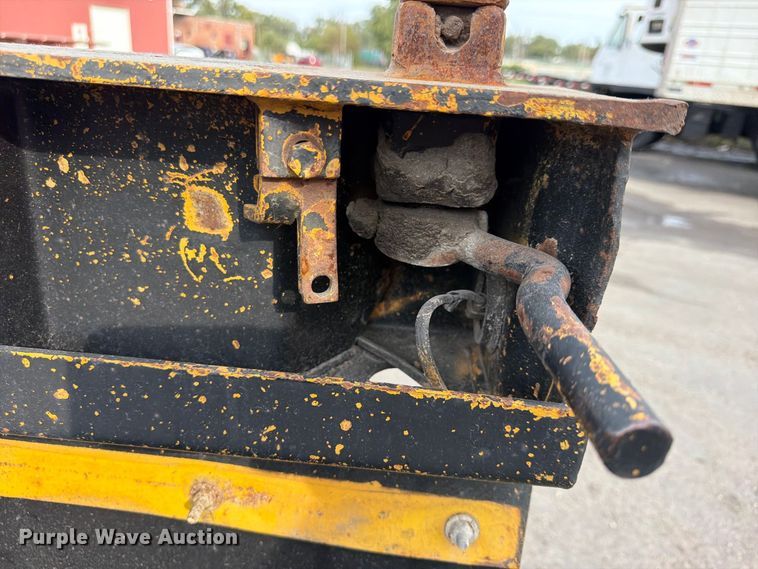 image for item FP4066 1987 Hyundai CGN40006 container trailer