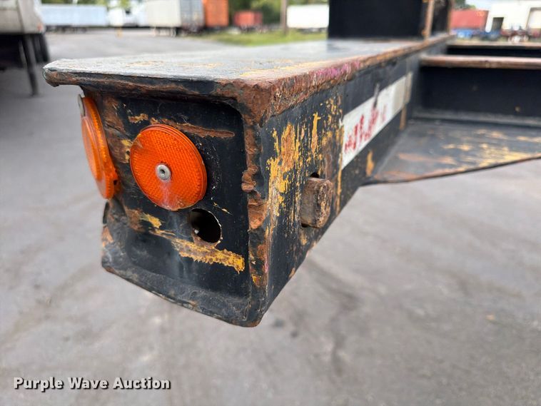 image for item FP4066 1987 Hyundai CGN40006 container trailer