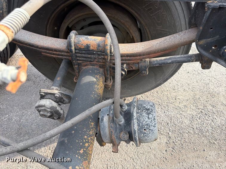 image for item FP4066 1987 Hyundai CGN40006 container trailer