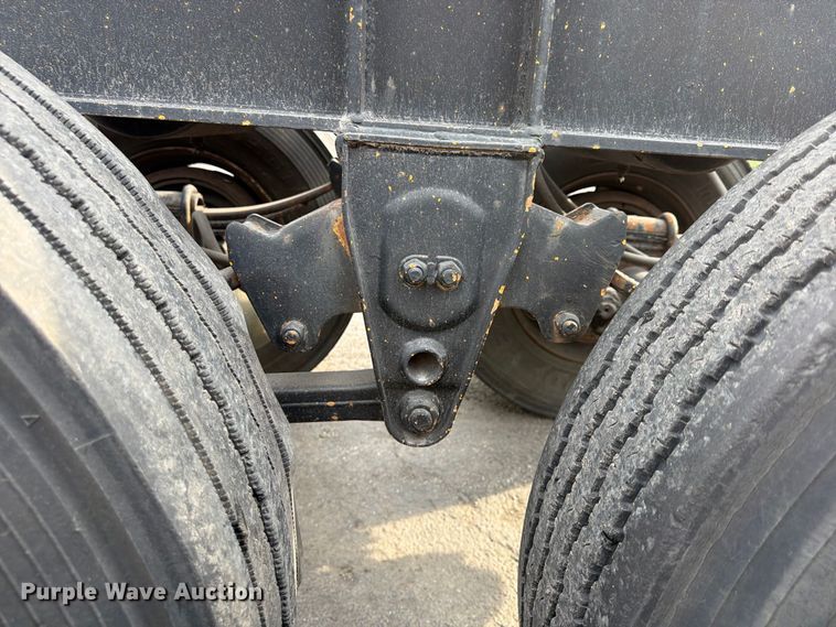 image for item FP4066 1987 Hyundai CGN40006 container trailer