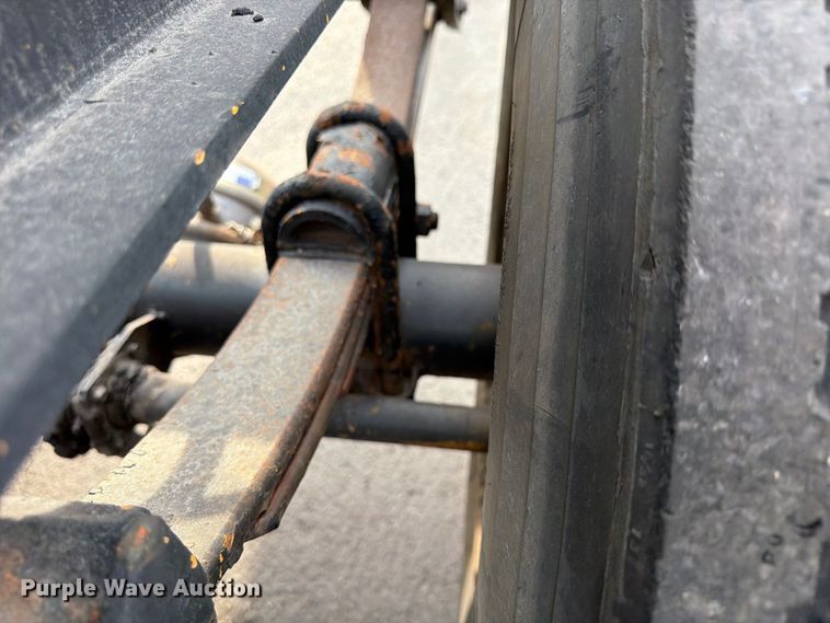 image for item FP4066 1987 Hyundai CGN40006 container trailer