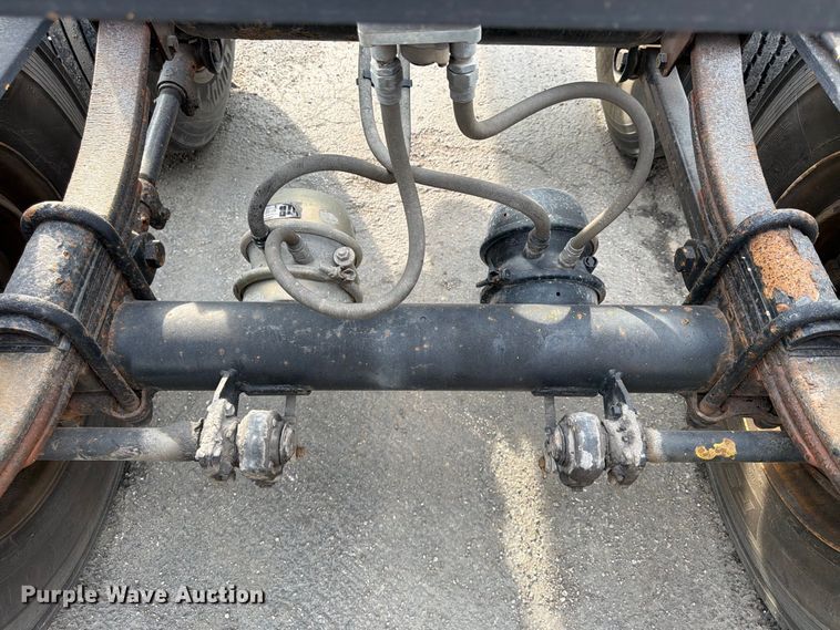 image for item FP4066 1987 Hyundai CGN40006 container trailer