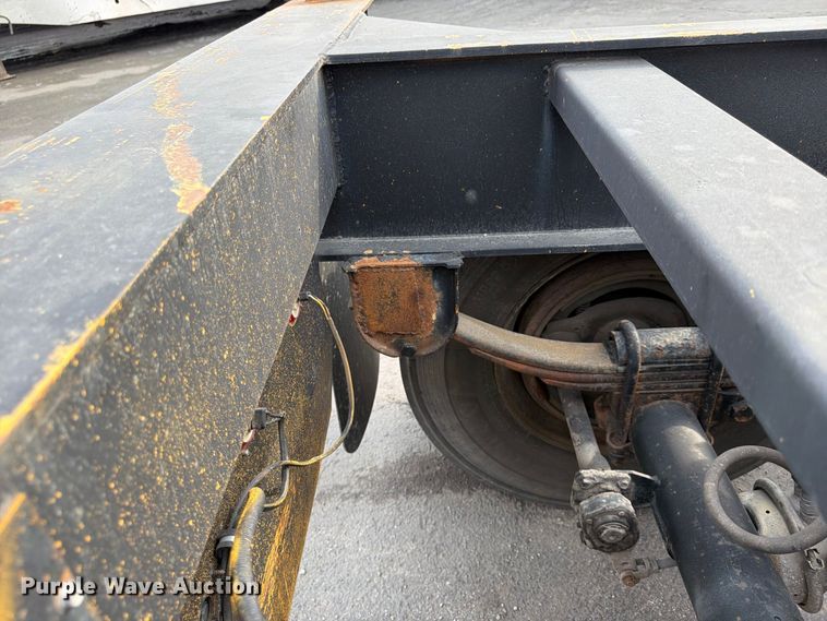 image for item FP4066 1987 Hyundai CGN40006 container trailer
