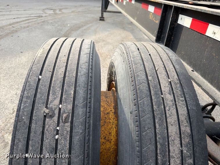 image for item FP4066 1987 Hyundai CGN40006 container trailer