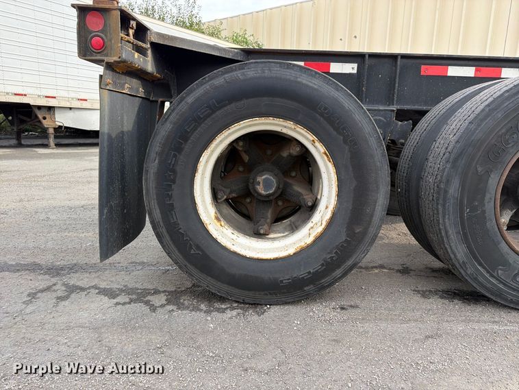 image for item FP4066 1987 Hyundai CGN40006 container trailer