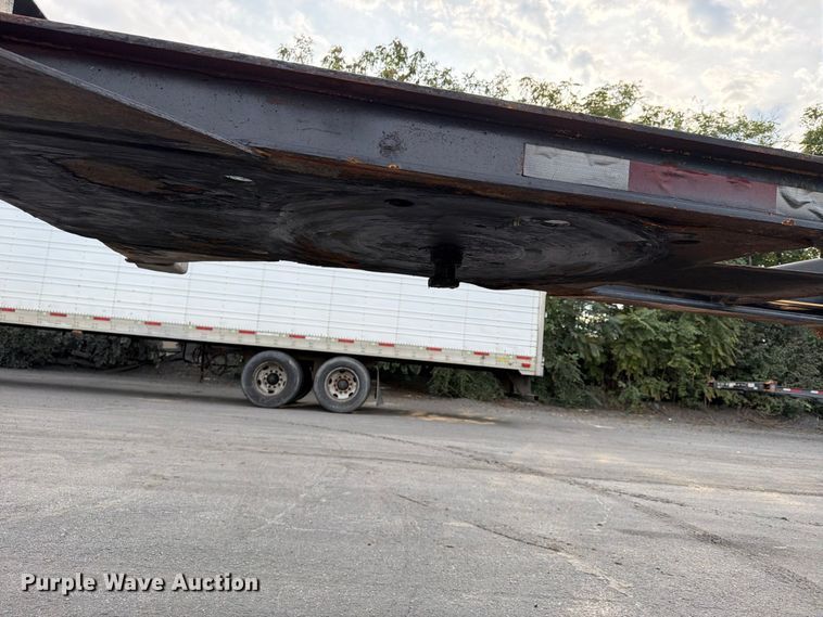 image for item FP4067 1990 Hercules-Ajax container trailer