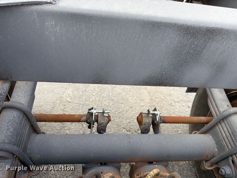 image for item FP4067 1990 Hercules-Ajax container trailer