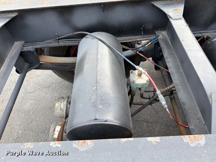 image for item FP4067 1990 Hercules-Ajax container trailer