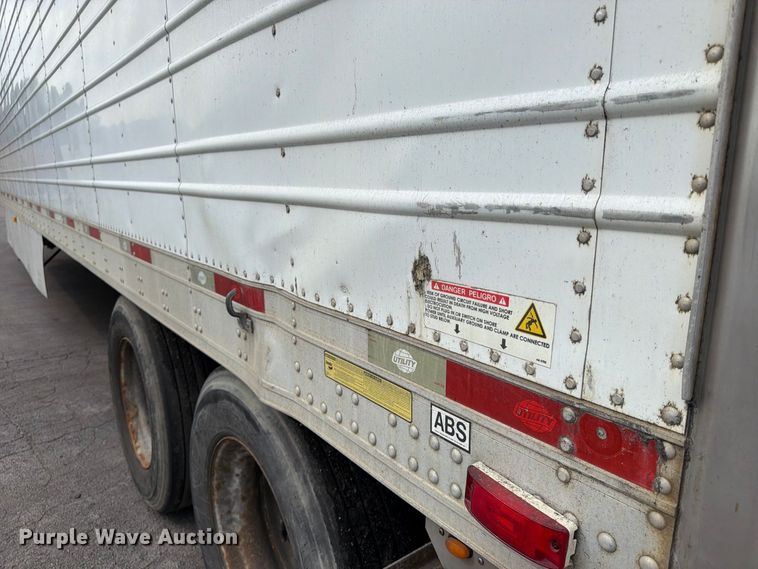 image for item FP4069 2012 Utility VS2RA refrigerated van trailer