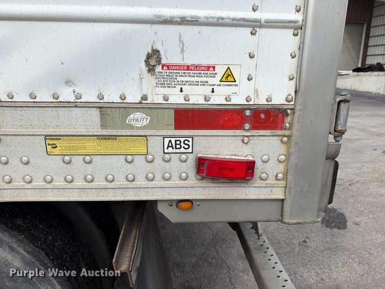 image for item FP4069 2012 Utility VS2RA refrigerated van trailer