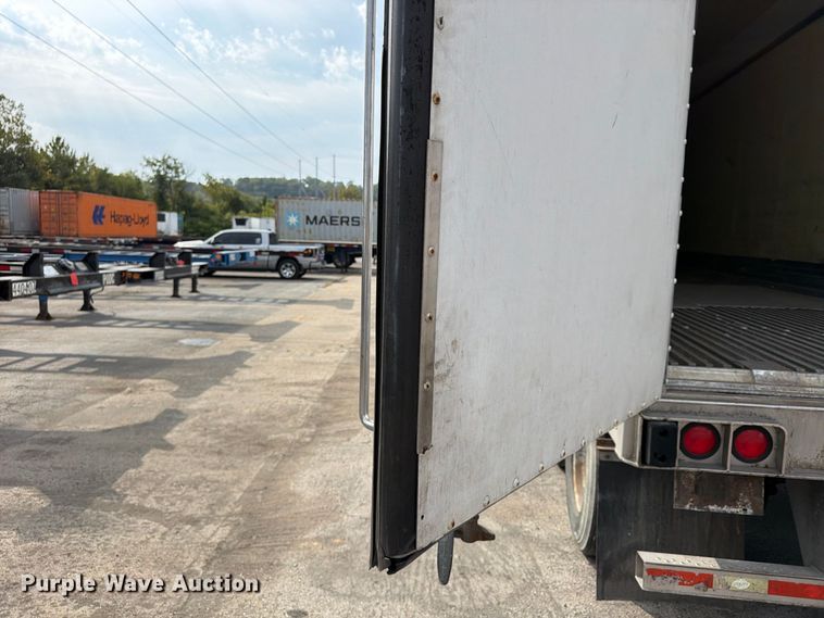 image for item FP4069 2012 Utility VS2RA refrigerated van trailer